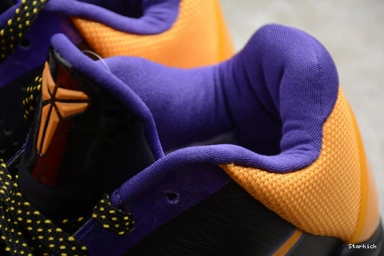 Nike 386429-071 Kobe Lakers  5 0310